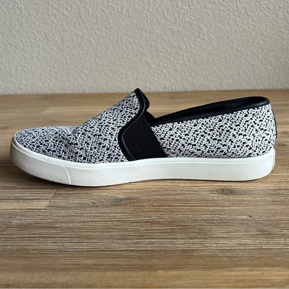 Vince Blair Black and White Slip-On Sneakers with Textured Design - Picture 6 of 10